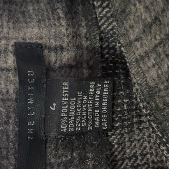 🚫SOLD🚫Plaid Wool Skirt - Picture 4 of 4